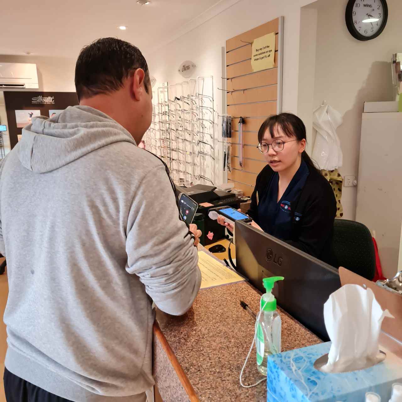 Alisha serving customer